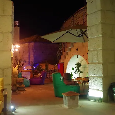 Feris Cave Hotel *