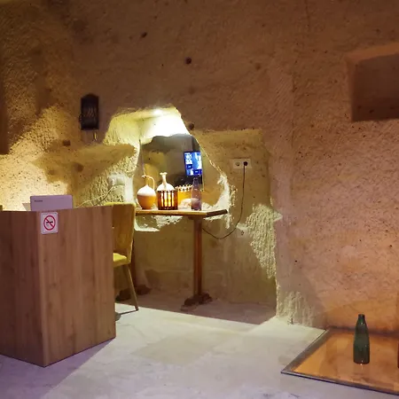 Feris Cave * Ουργκούπ