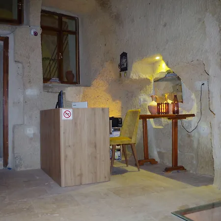 Feris Cave * Ουργκούπ